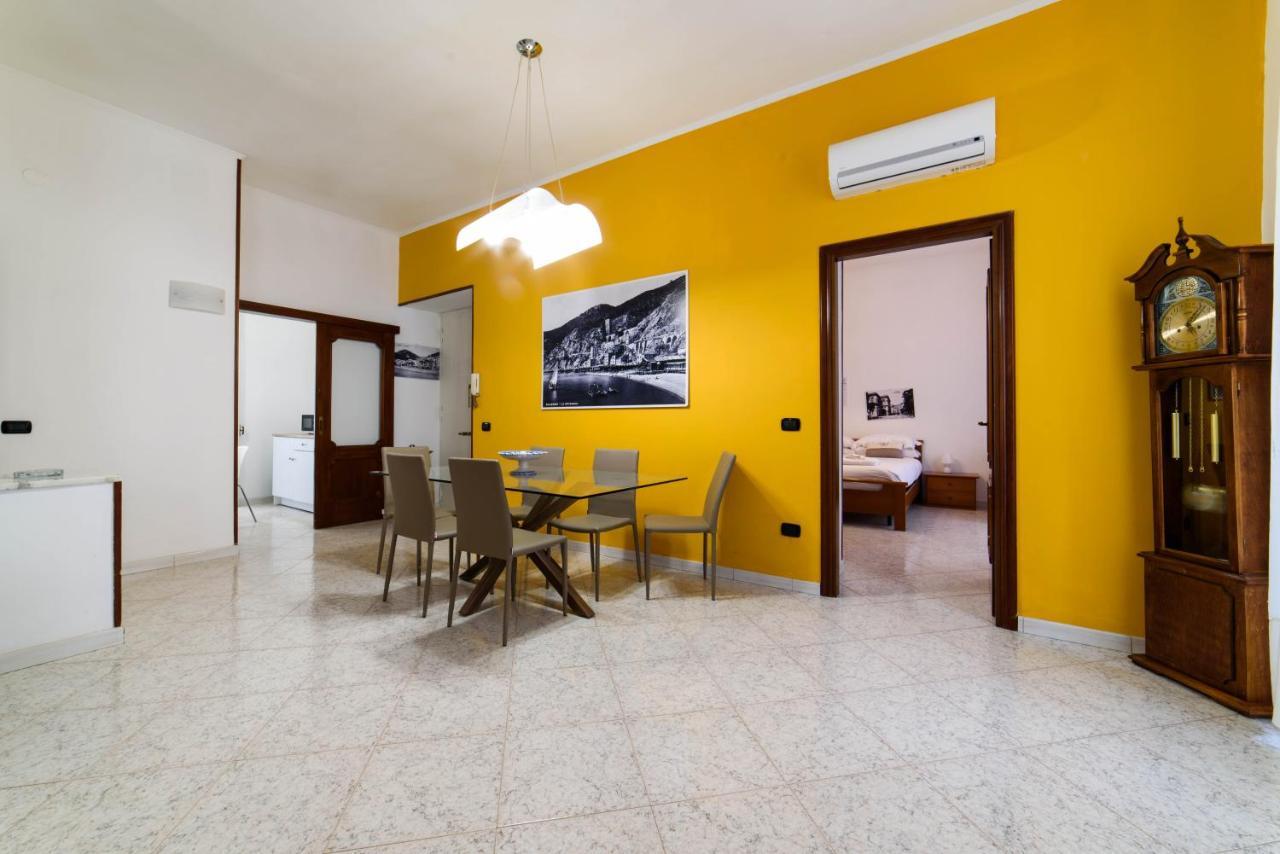 Casa Vacanze “In Centro” ساليرنو المظهر الخارجي الصورة
